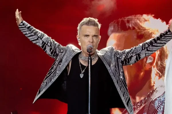 Sahnede bile kontrol edemiyor: Robbie Williams has...