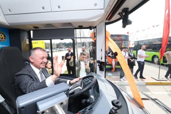 Kocaeli-İzmir arasında kıyaslama… “Biz...