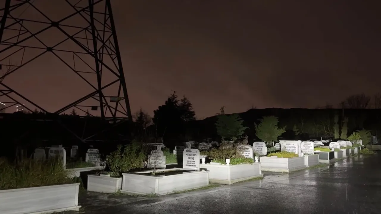 Mezarlık ziyaretinde silahlı çatışma: 1 kişi hayatını kaybetti!