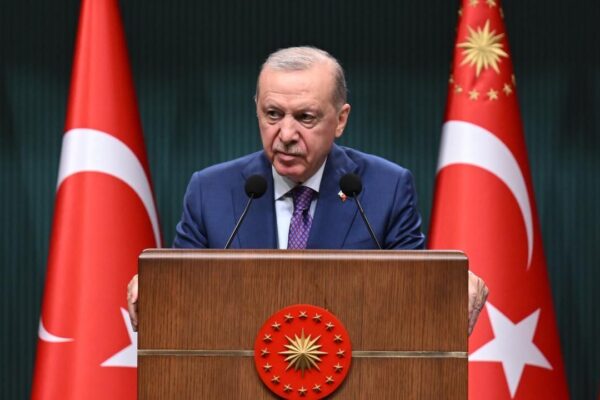 “Ayasofya’nın yeniden ibadete açılması bize ...