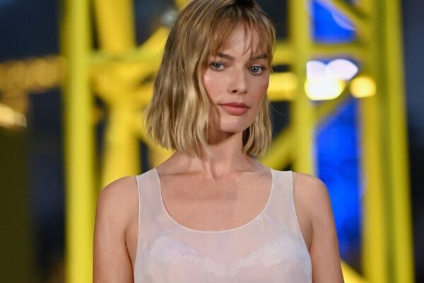 Margot Robbie soyadını değiştirdi Margot Robbie soyadını değiştirdi