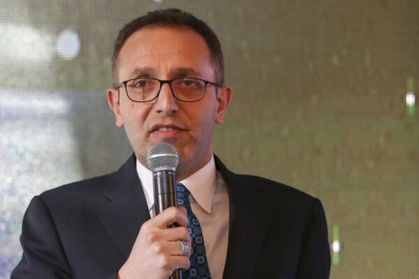 Fon soruşturması: Ertan Aydın hakkında yakalama ka...